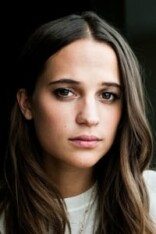 Alicia Vikander