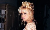 Pamela Anderson: Bir Aşk Hikâyesi (2023)